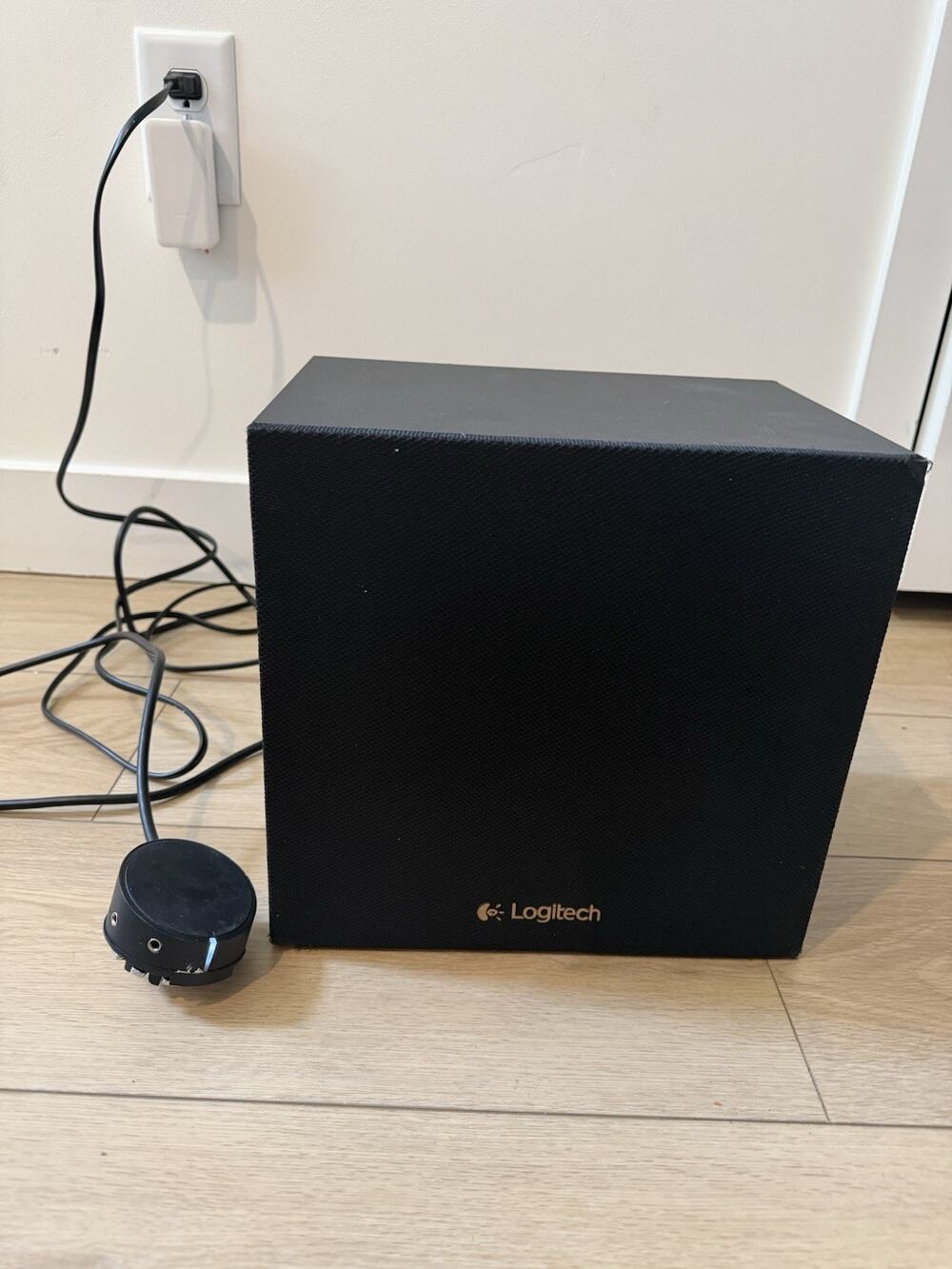 Logitech Z533 S-00150 Multimedia Speaker System Subwoofer Only Tested Works